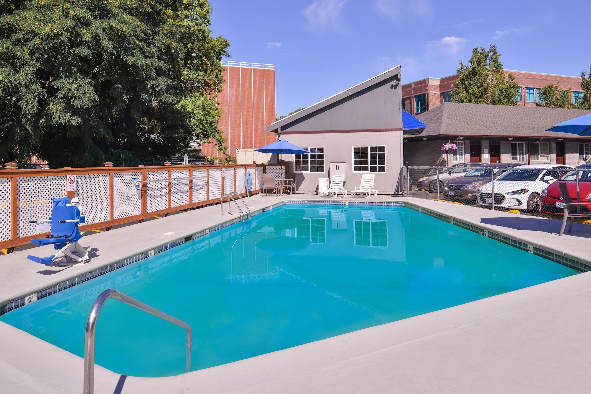 Travelodge By Wyndham Eugene Downtown/University Of Oregon Экстерьер фото