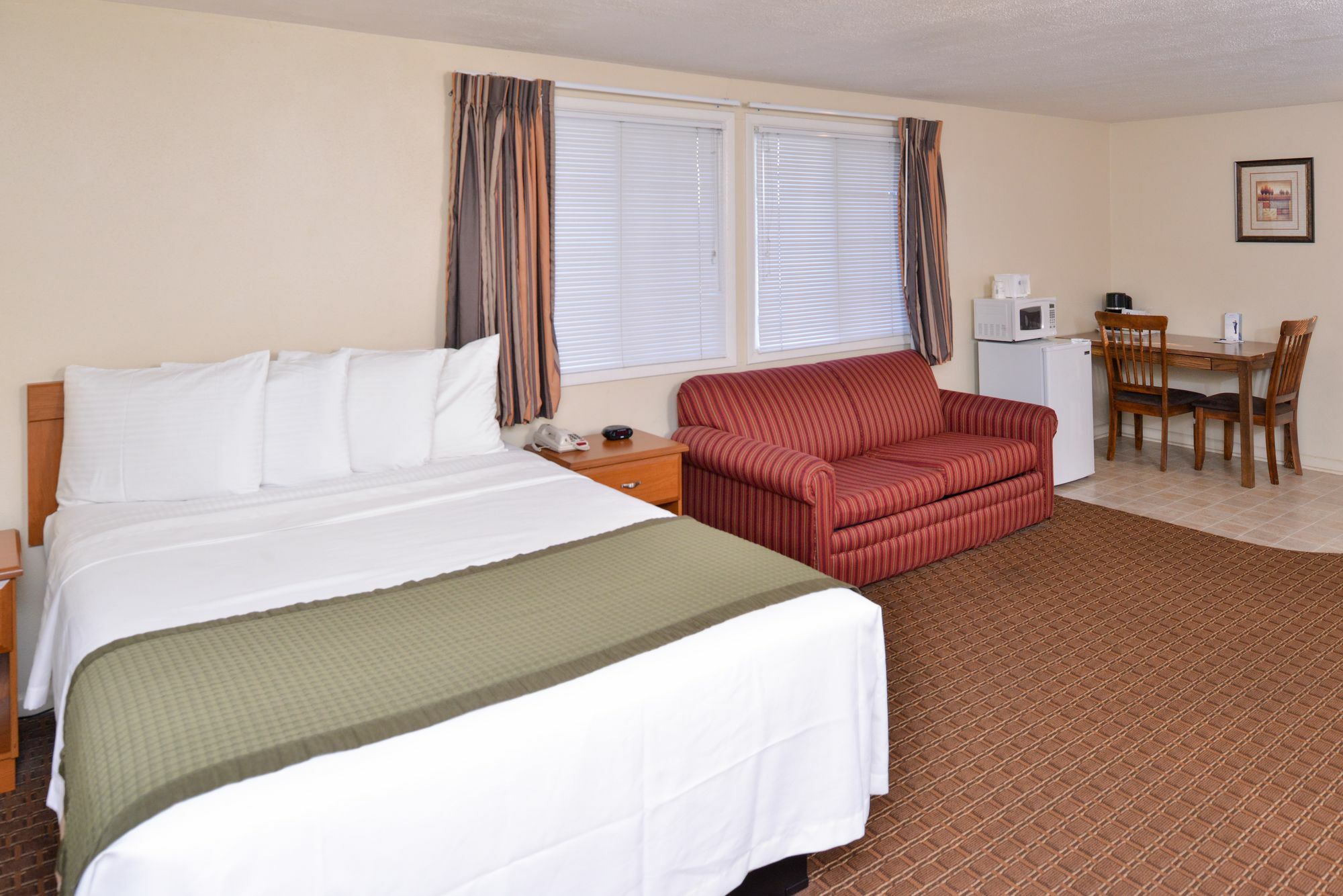 Travelodge By Wyndham Eugene Downtown/University Of Oregon Экстерьер фото
